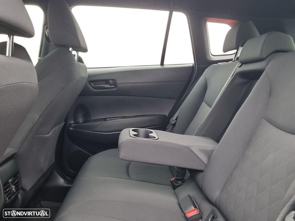 Toyota Corolla Cross - 12
