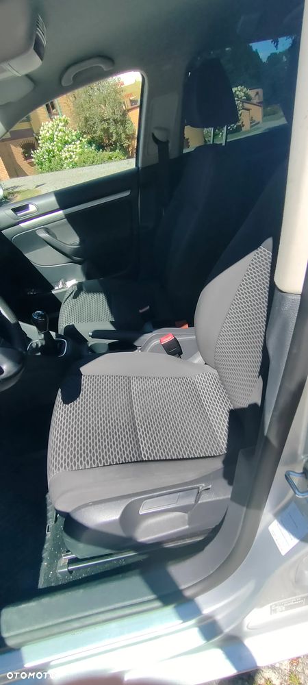 Volkswagen Golf VI 1.6 TDI BlueMot Trendline - 13