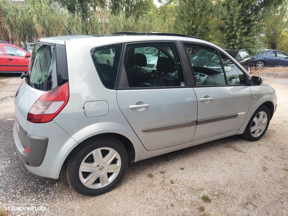 Renault Scénic 1.5 dCi Confort Dynamique - 2