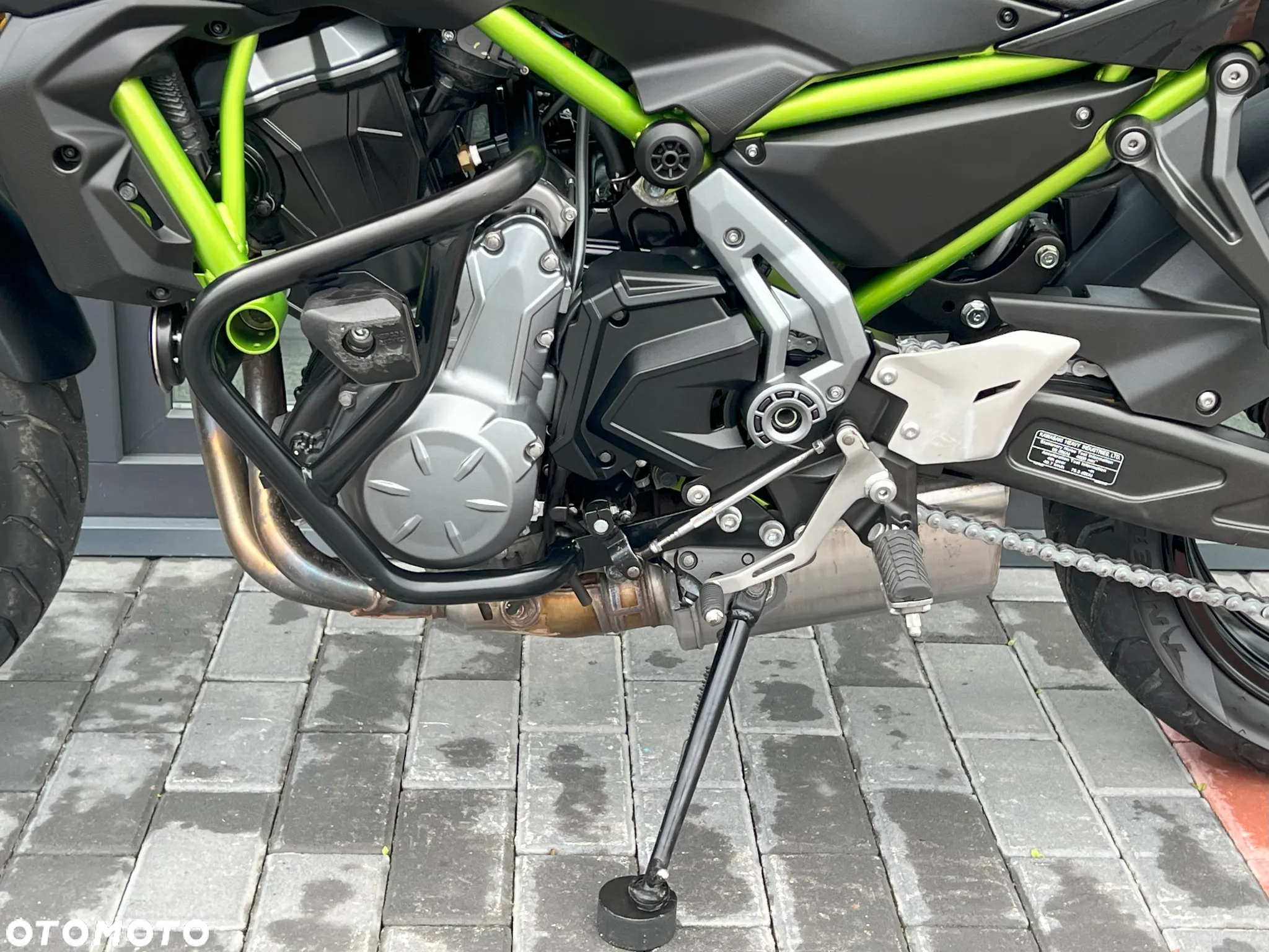Kawasaki Z 650 - 10