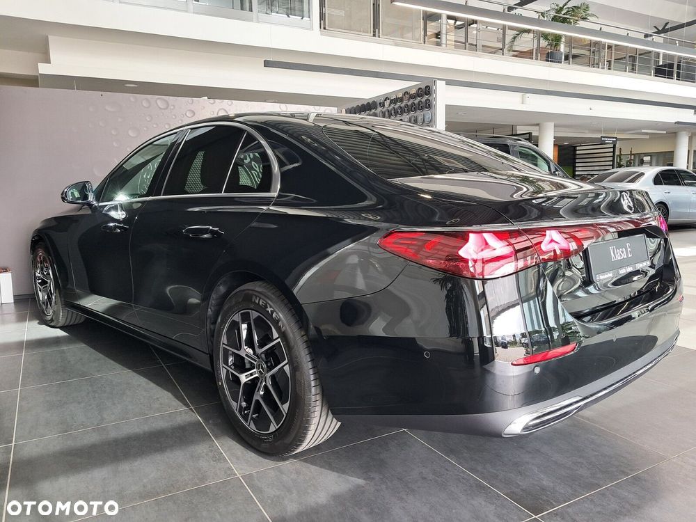 Mercedes-Benz Klasa E - 22