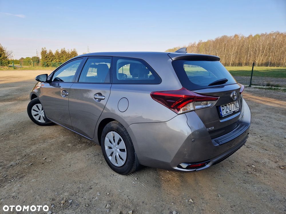 Toyota Auris 1.6 Active - 1