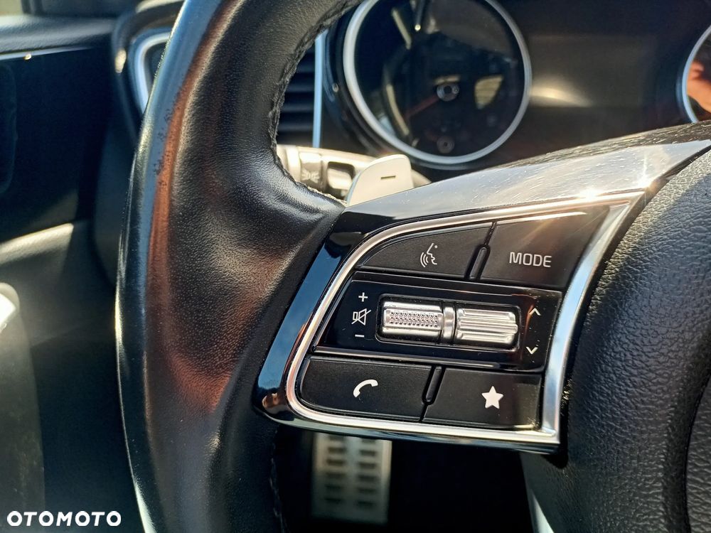 Kia Ceed 1.5 T-GDI Business Line DCT - 11