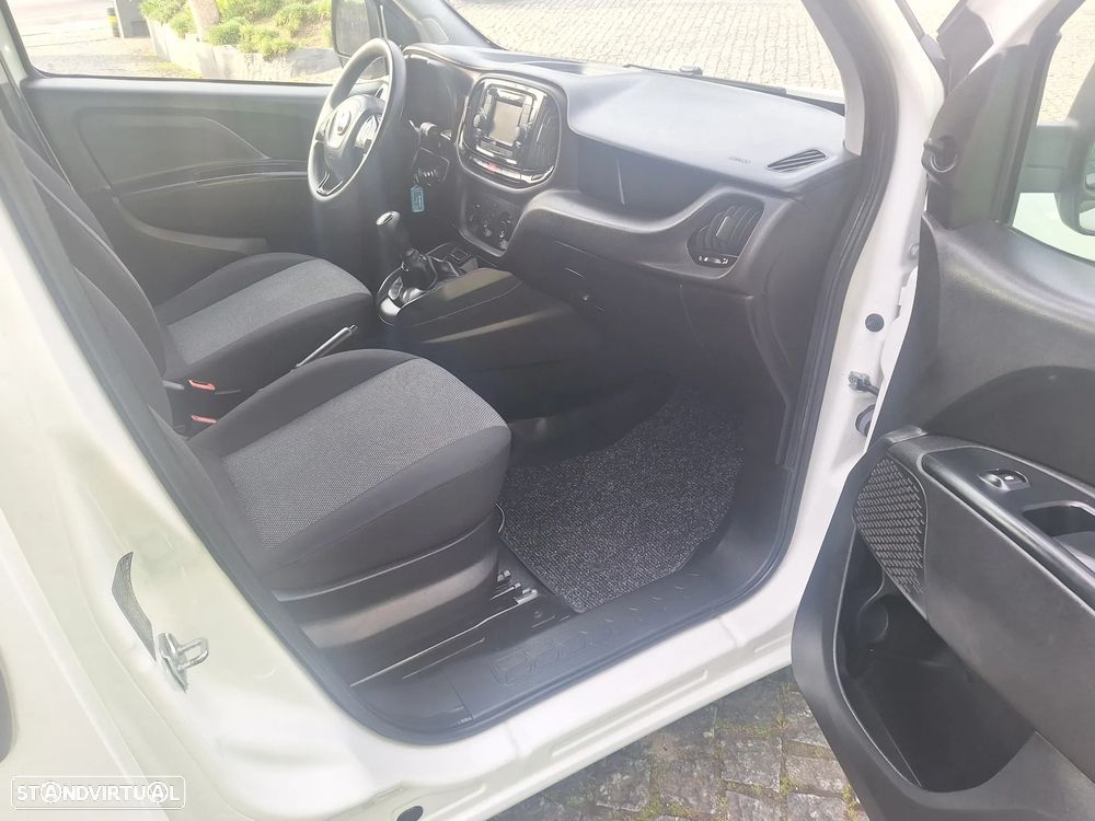 Fiat Doblo - 11