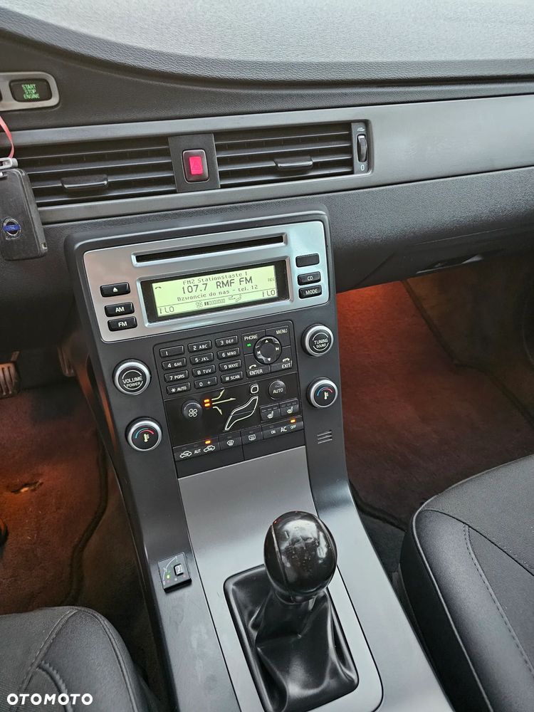 Volvo V70 2.0 - 16