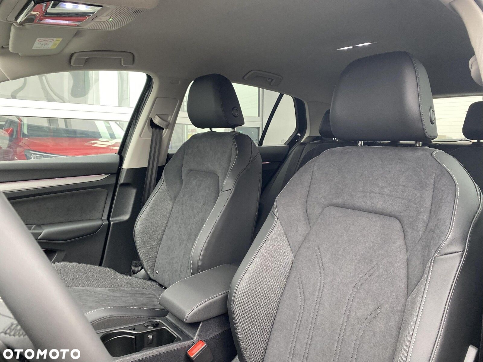 Volkswagen Golf - 11