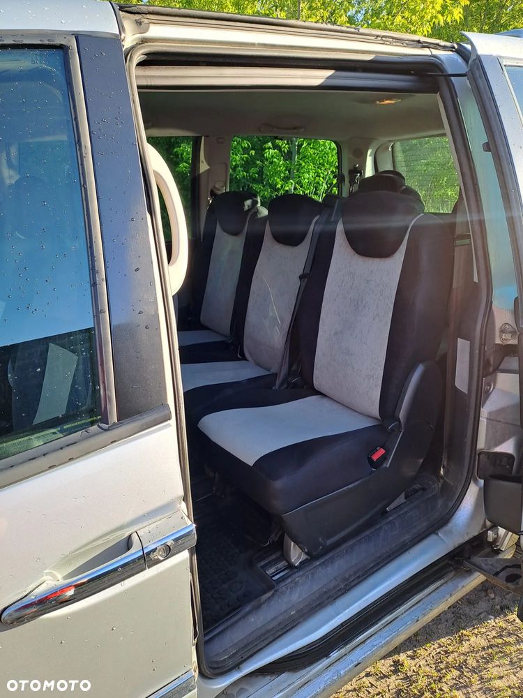 Citroën C8 2.0 HDi SX Pack - 13