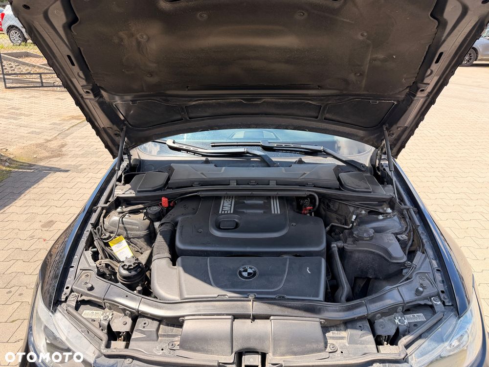 BMW Seria 3 320d - 14