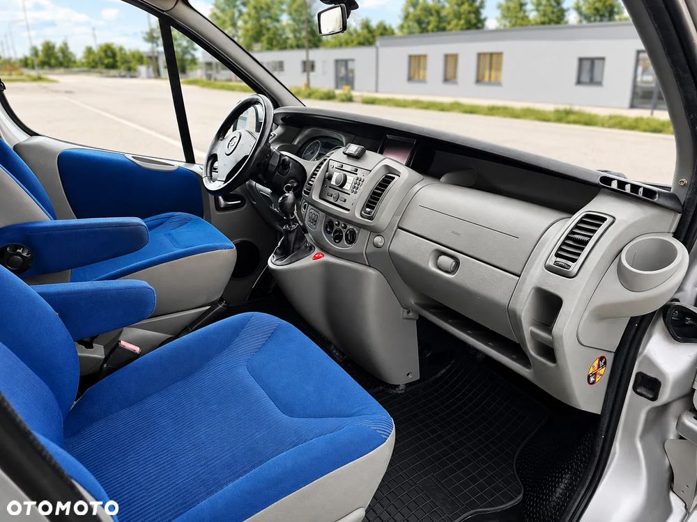 Opel Vivaro L1H1 2.7t - 15