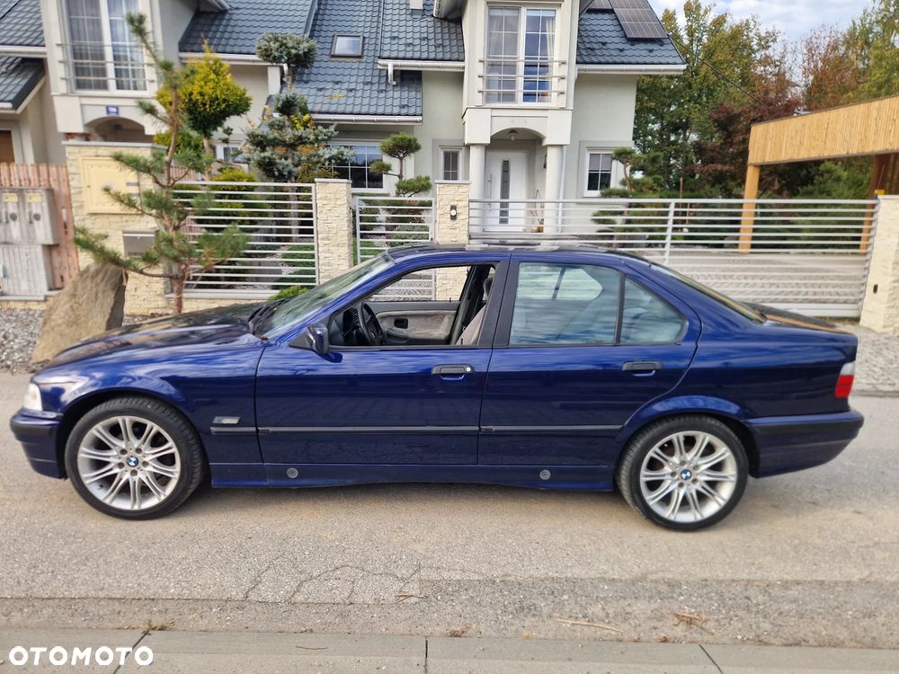 BMW Seria 3 318i - 17