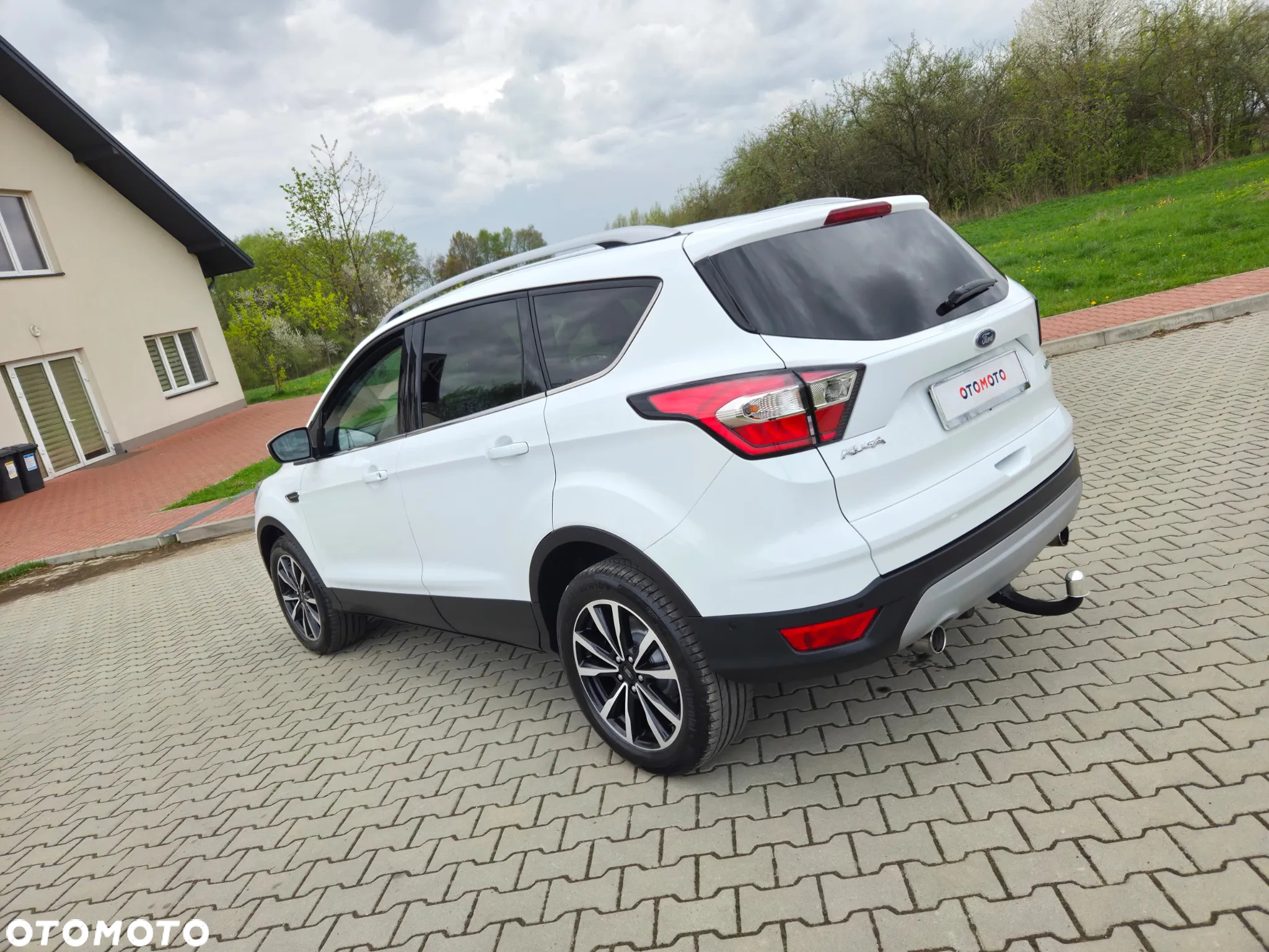 Ford Kuga 1.5 EcoBoost FWD Titanium - 9