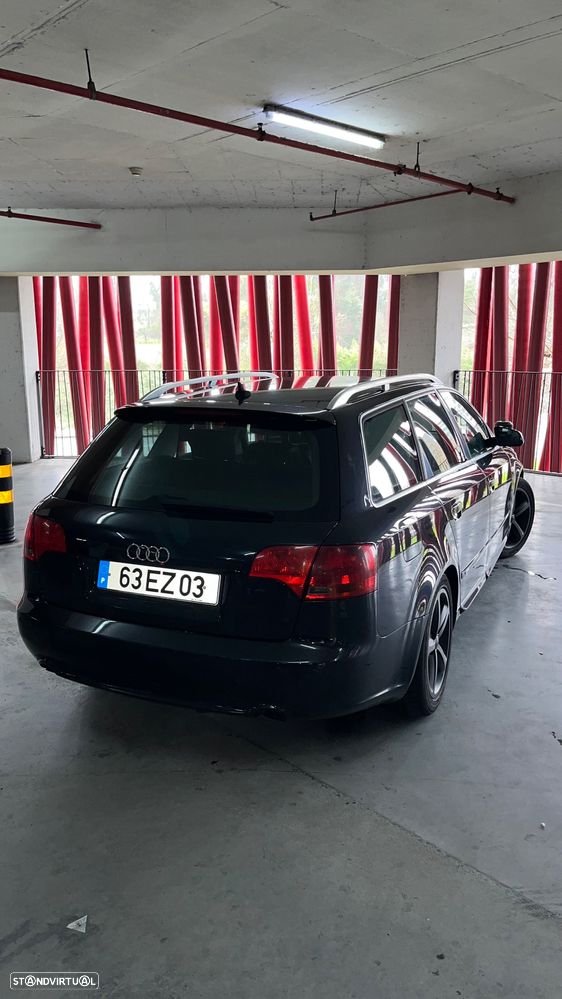 Audi A4 Avant 2.0 TDi S-line - 2
