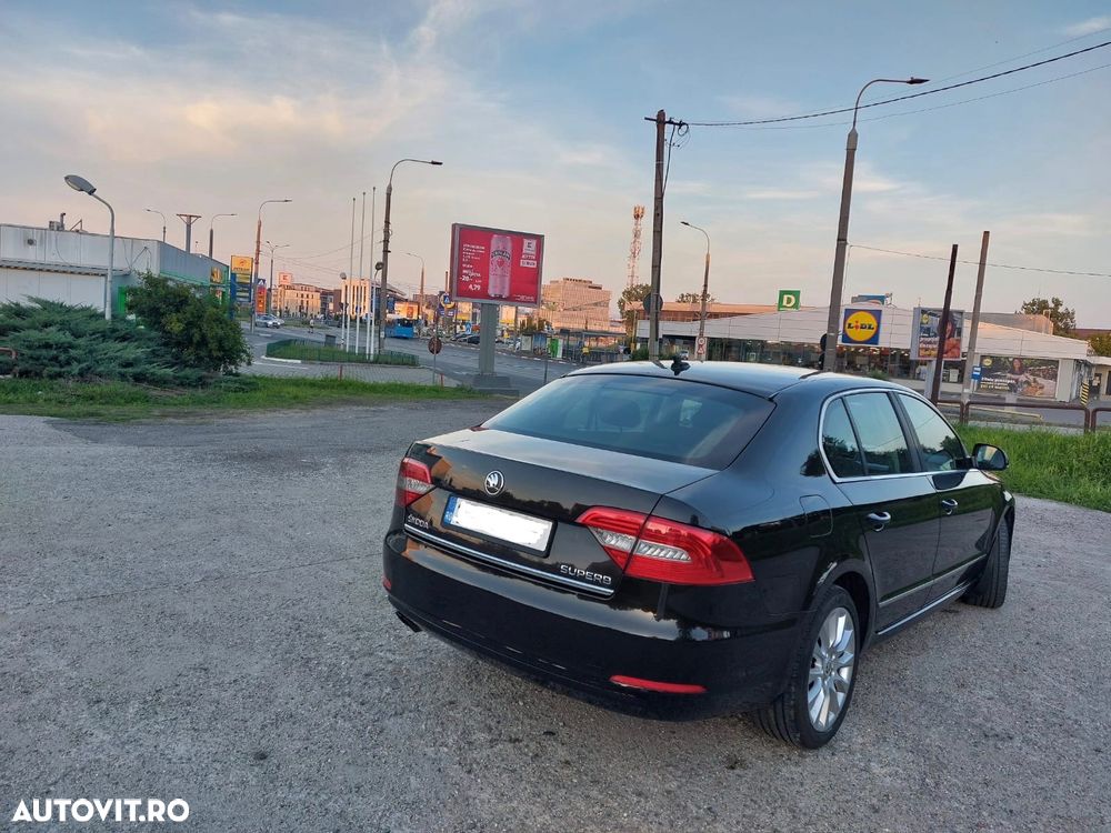 Skoda Superb 2.0 TDI Ambition - 3