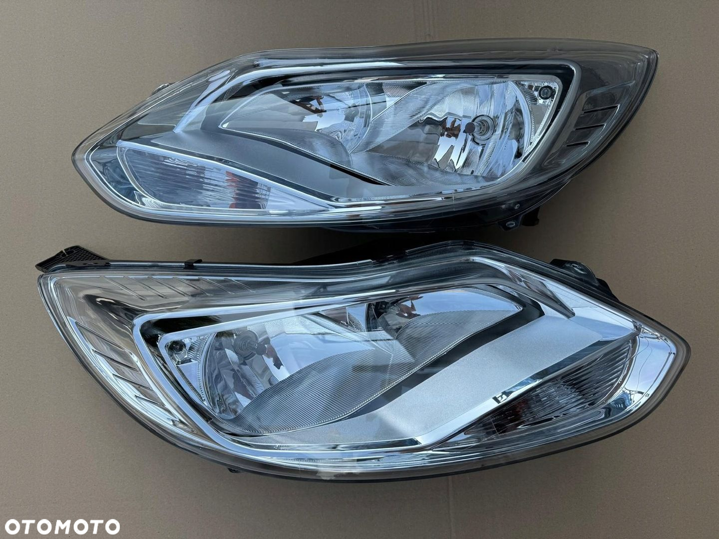 LAMPA PRZÓD PRAWA LEWA FORD FOCUS MK3 PRZED LIFTEM 2011-2014 BIAŁA KPL - 4
