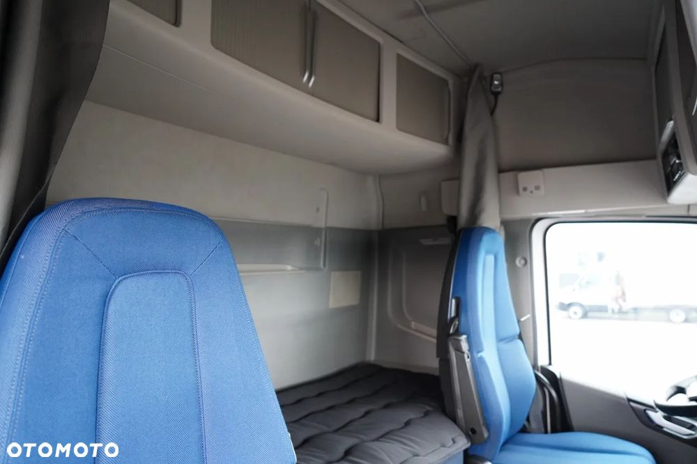 Volvo FH 460 / HYDRAULIKA / KLIMA POSTOJOWA  / I-SHIFT / 2022 R - 35