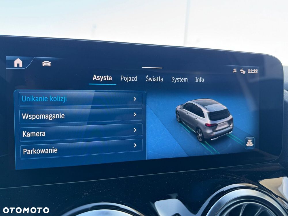 Mercedes-Benz Klasa B 220 4-Matic AMG Line 7G-DCT - 30