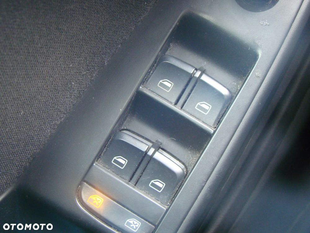 Audi A4 Avant - 16