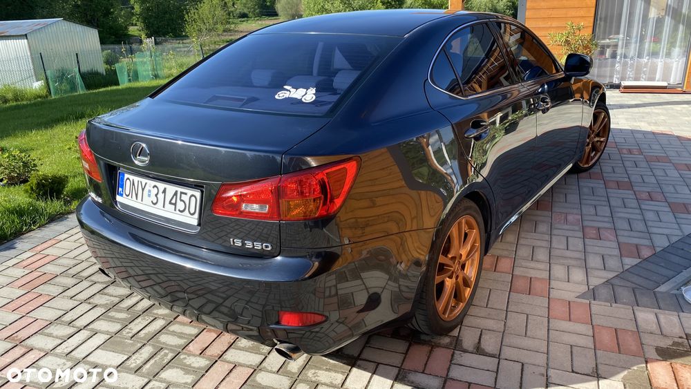 Lexus IS - 25