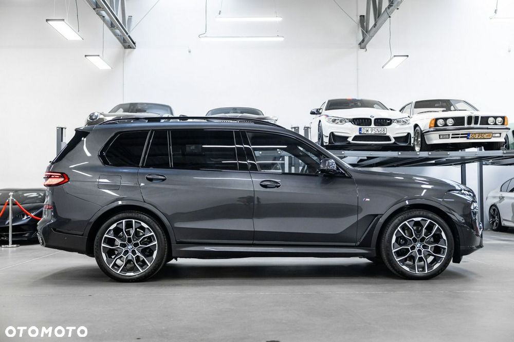 BMW X7 2025 photo 5
