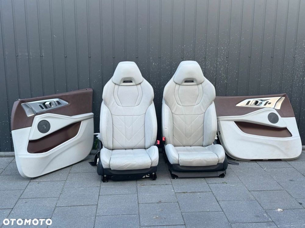 FOTELE TAPICERKA BMW XM G09 INDIVIDUAL SILVERSTONE II GRZANE KLIMATYZOWANE - 1