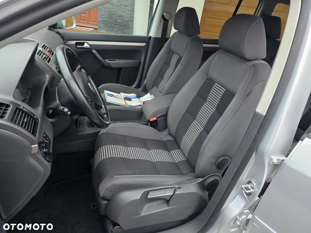 Volkswagen Touran 1.6 United - 11