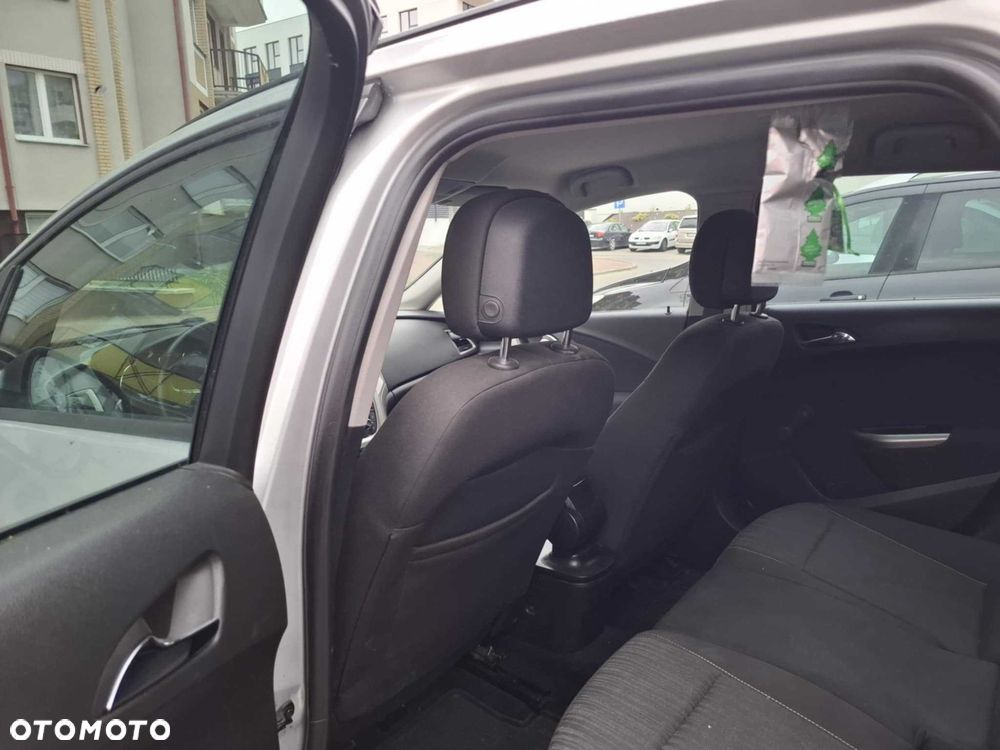 Opel Astra - 9