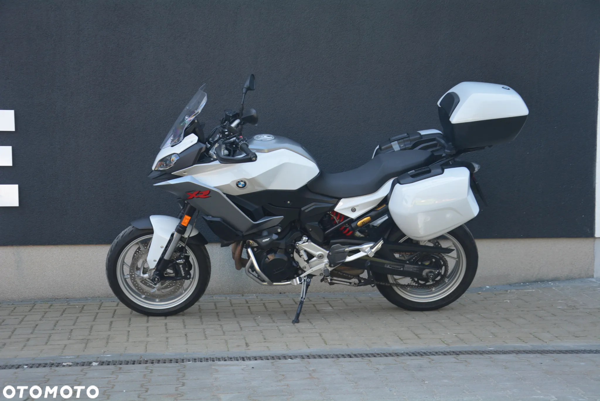 BMW XR - 5