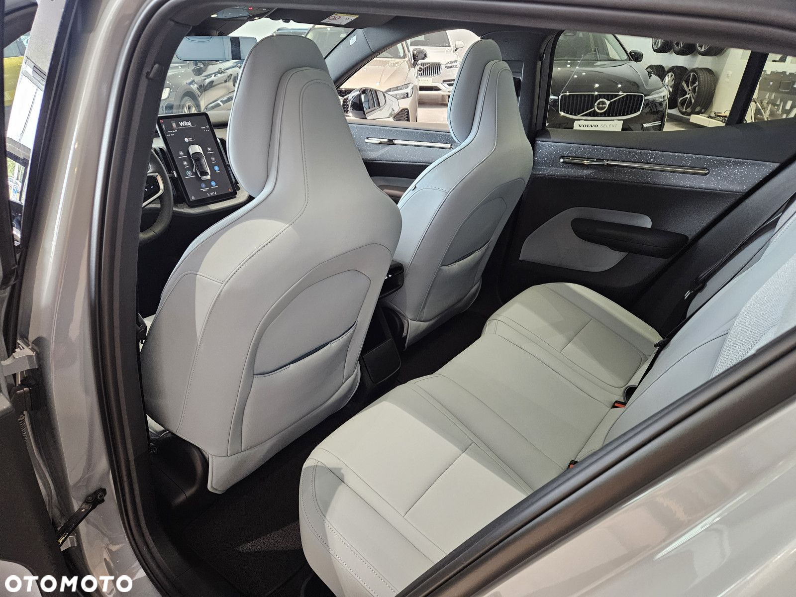 Volvo EX30 - 17