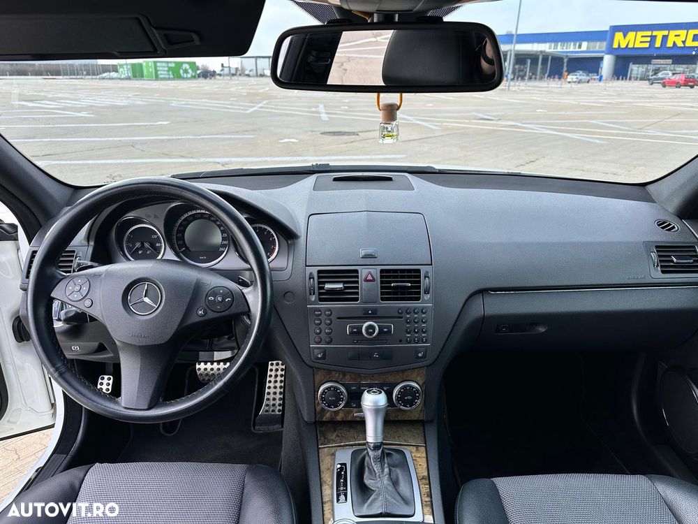 MERCEDES-BENZ C-Class 2010 — imagine 12