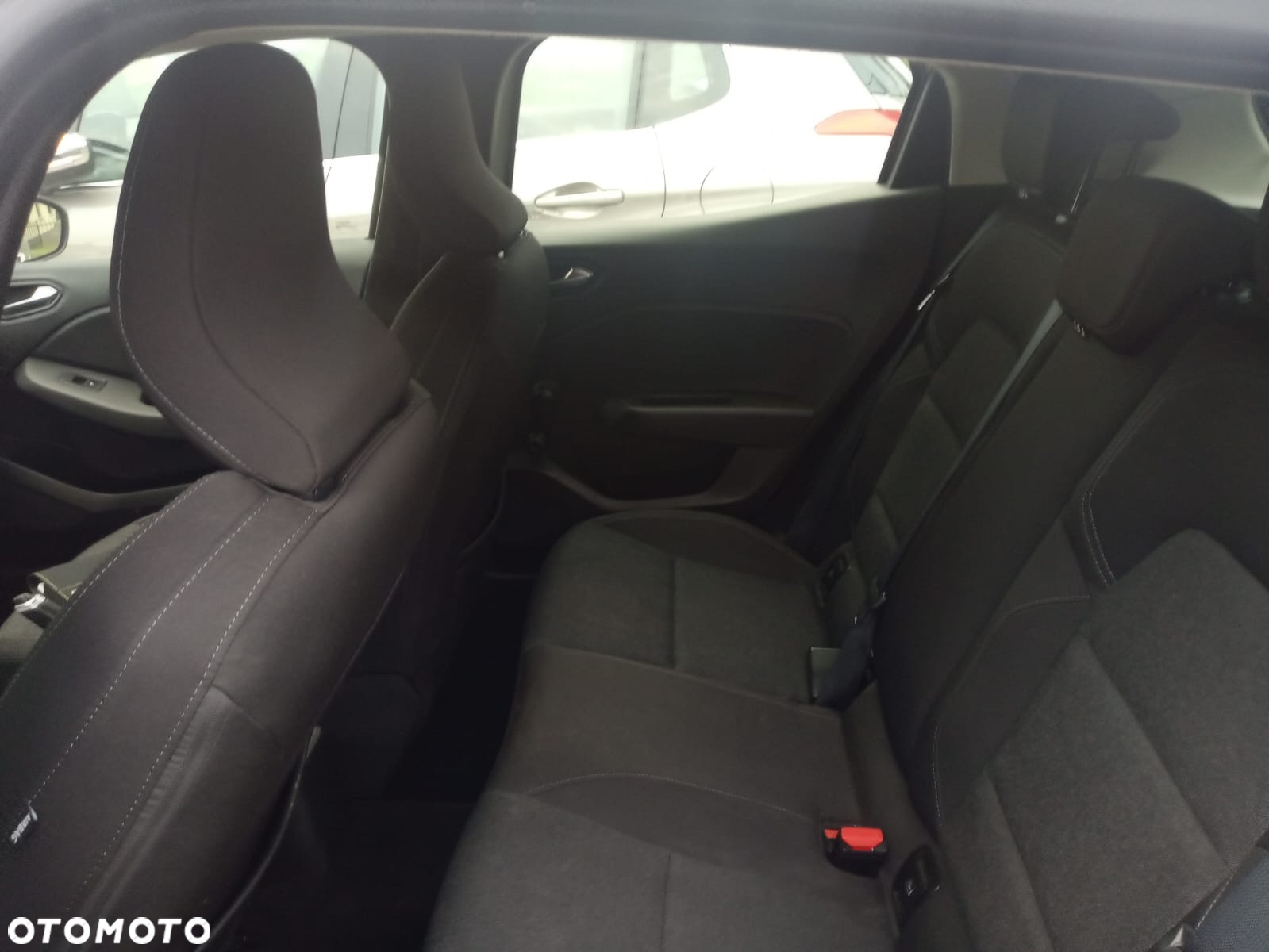 Renault Clio - 8