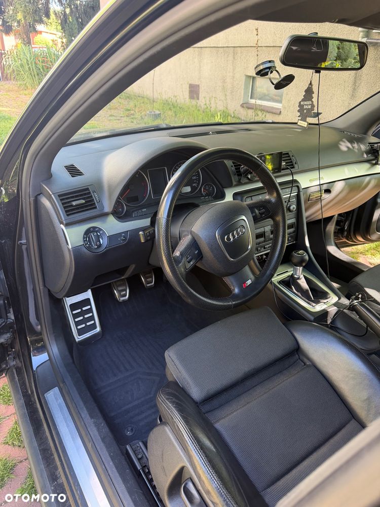 Audi A4 Avant 3.0 TDI quattro - 8