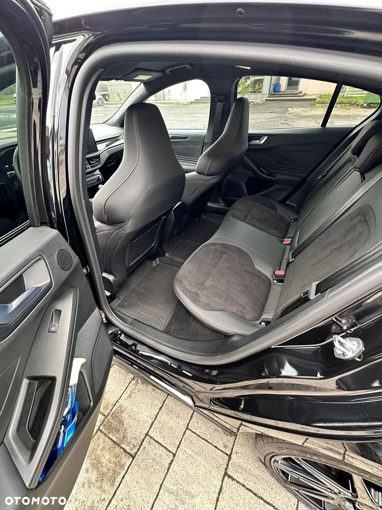 Ford Focus 2.3 EcoBoost ST X - 10