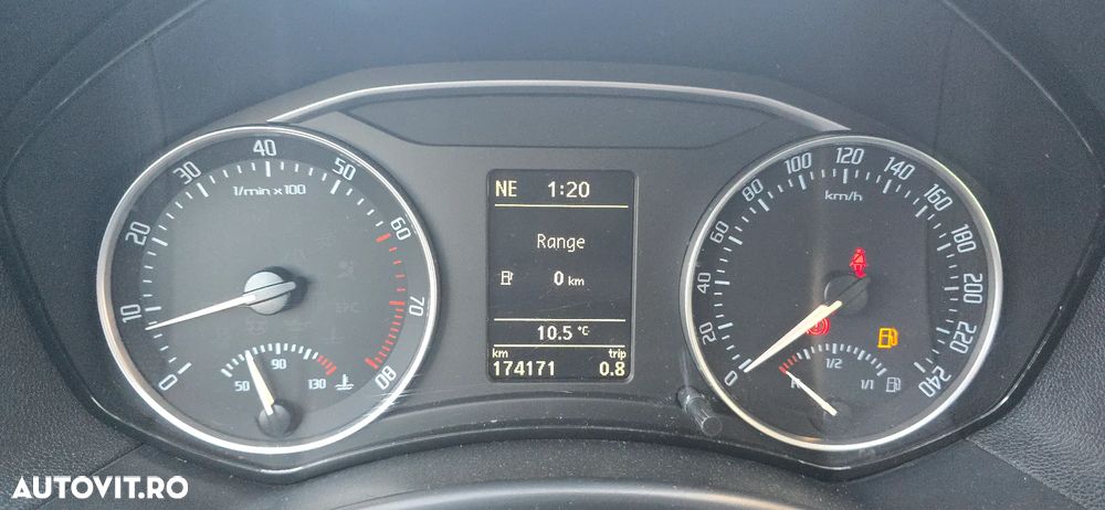 Skoda Octavia Combi 1.2 TSI FAMILY - 19