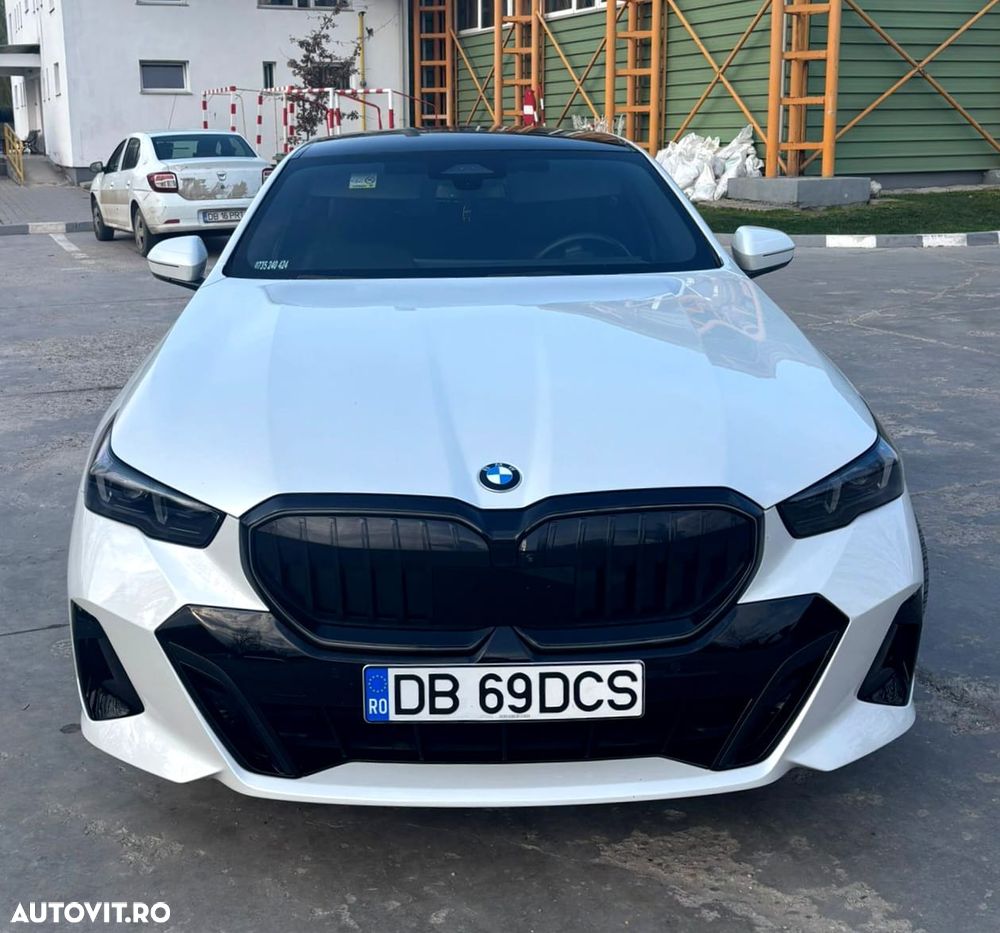 BMW Seria 5 520i Aut. - 5