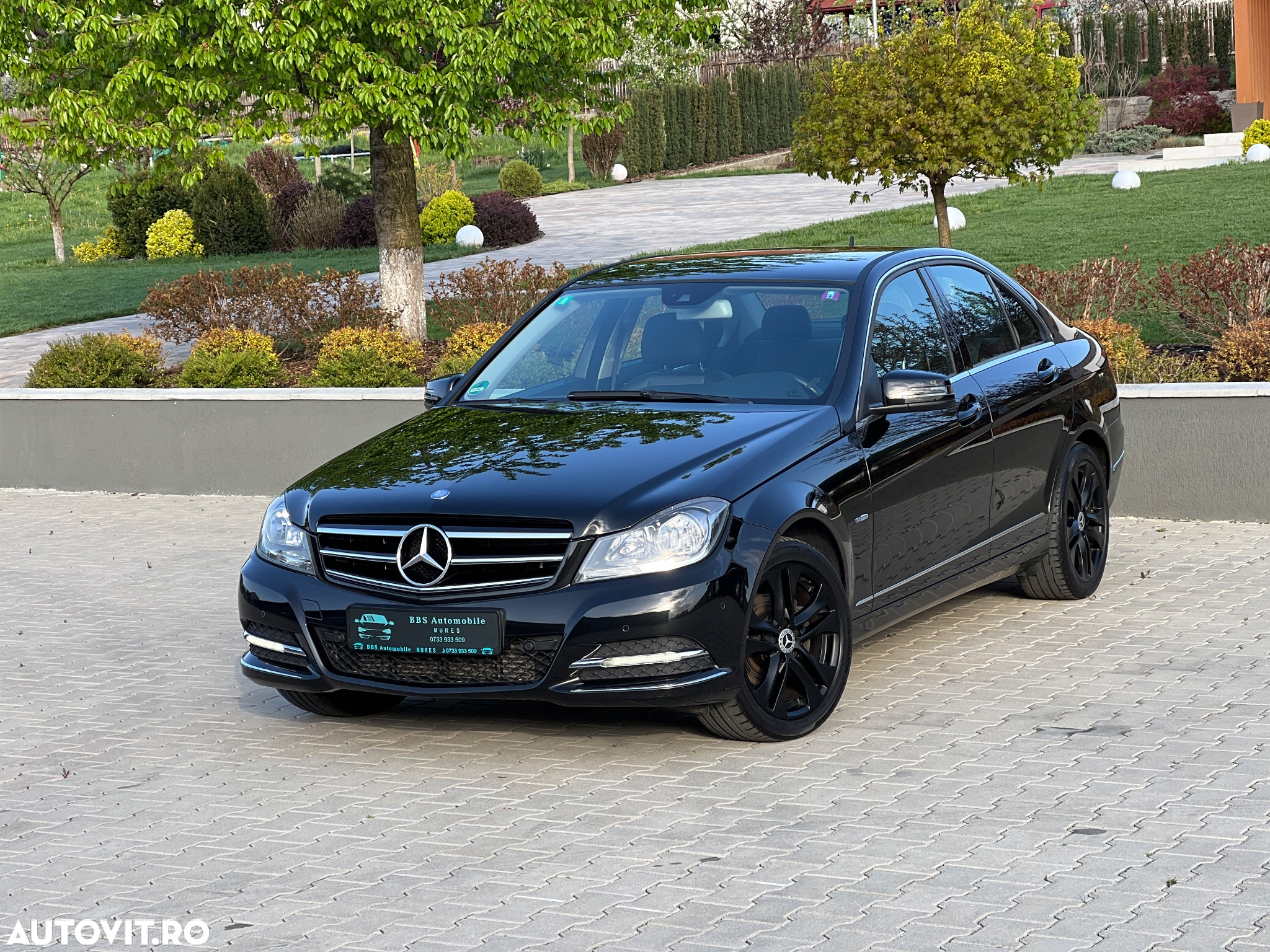 Mercedes-Benz C 180 CGI BlueEFFICIENCY Avantgarde - 3