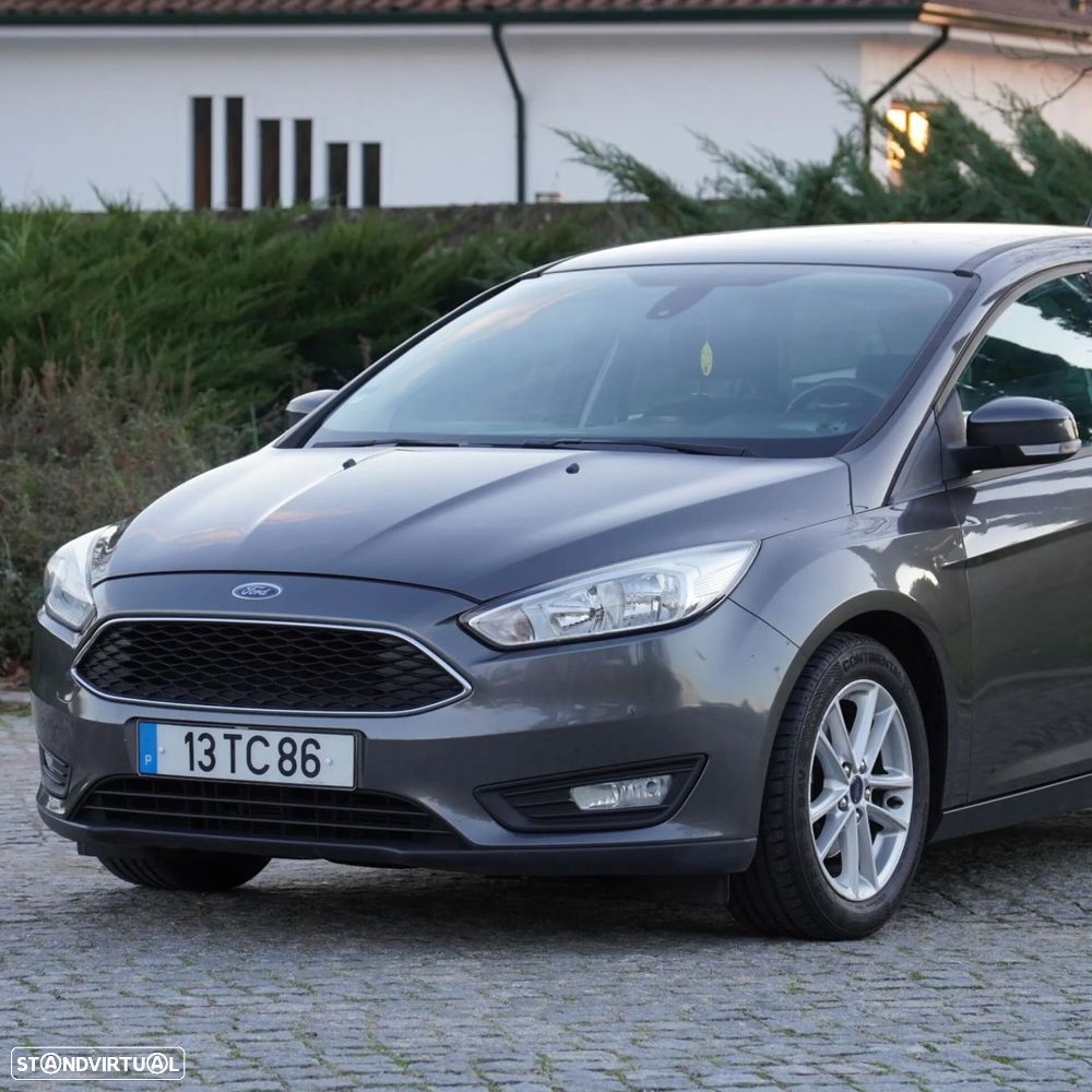 Ford Focus 1.0 EcoBoost Active - 26