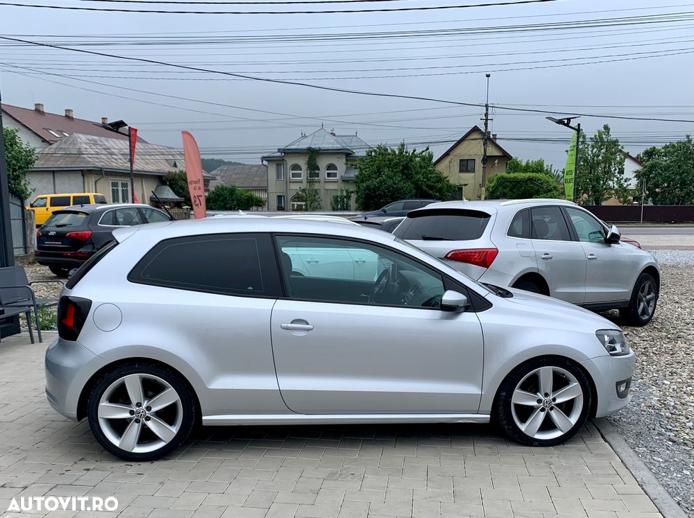 Volkswagen Polo - 2