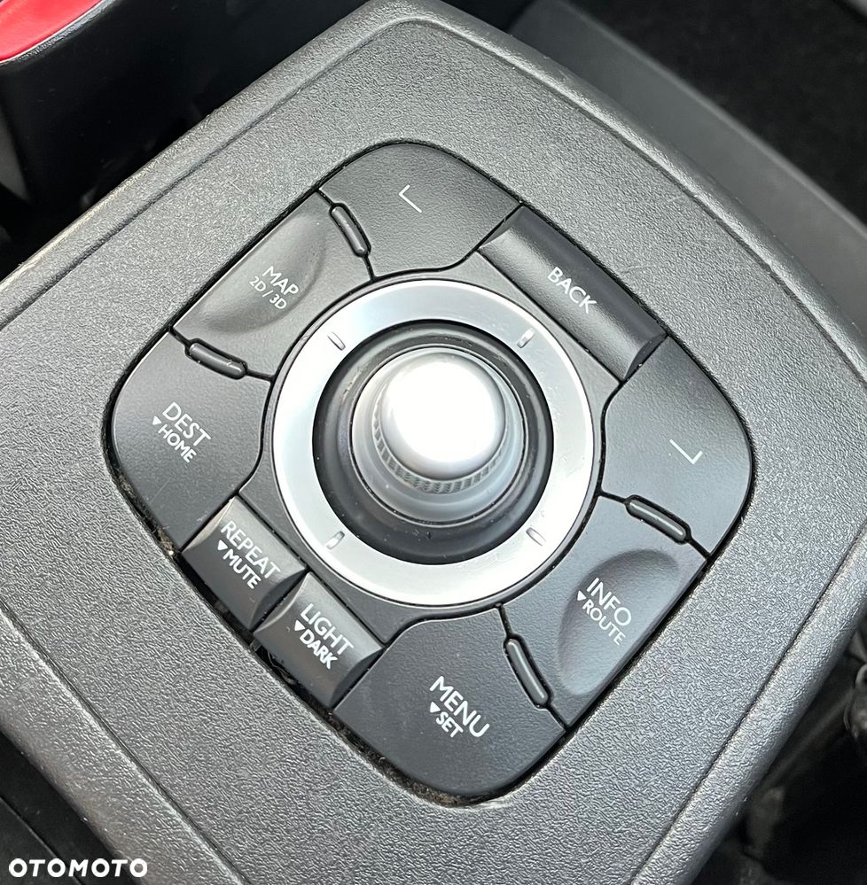 Renault Scenic 1.9 dCi Bose Edition - 10