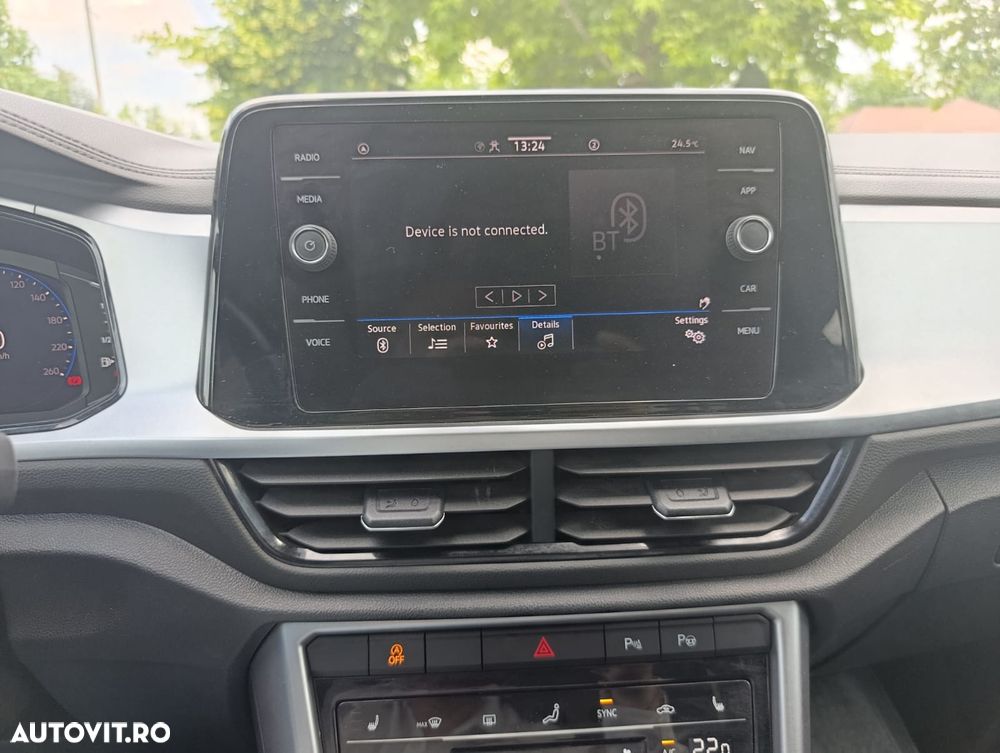 Volkswagen T-Roc 1.5 TSI DSG Life - 32