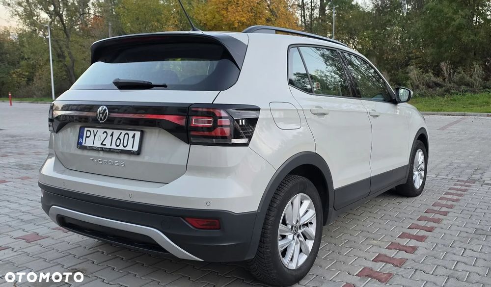 Volkswagen T-Cross - 21