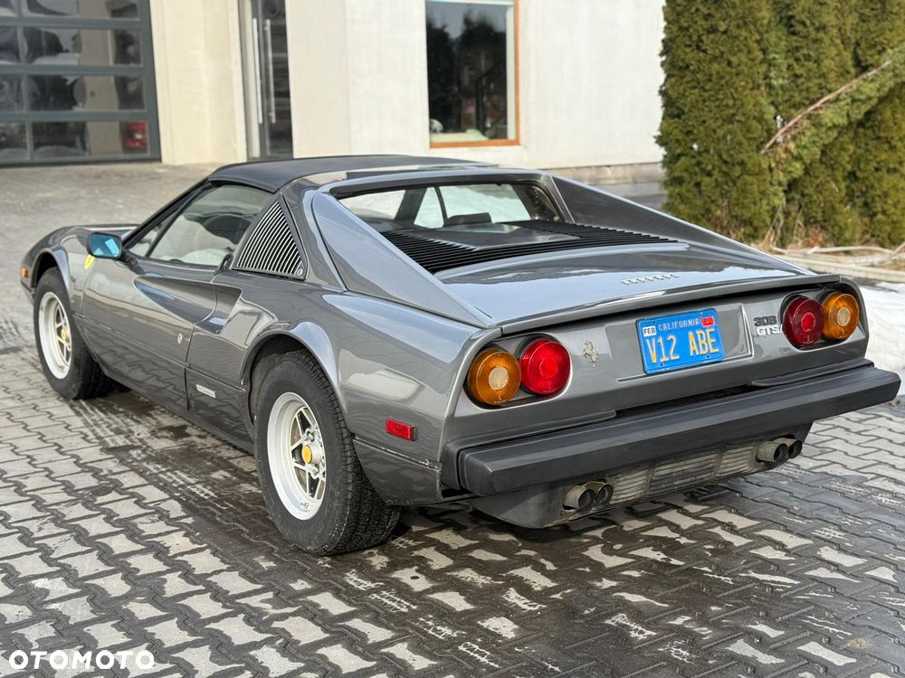 Ferrari 308 - 10