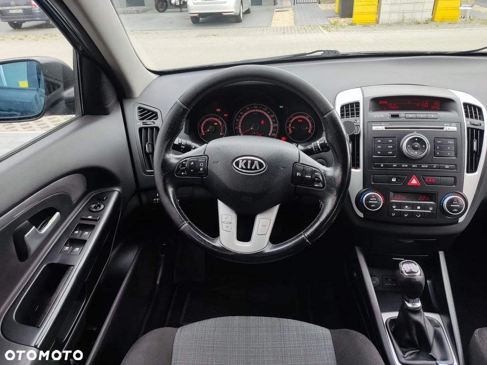 Kia Ceed 1.6 Crdi Comfort + - 8