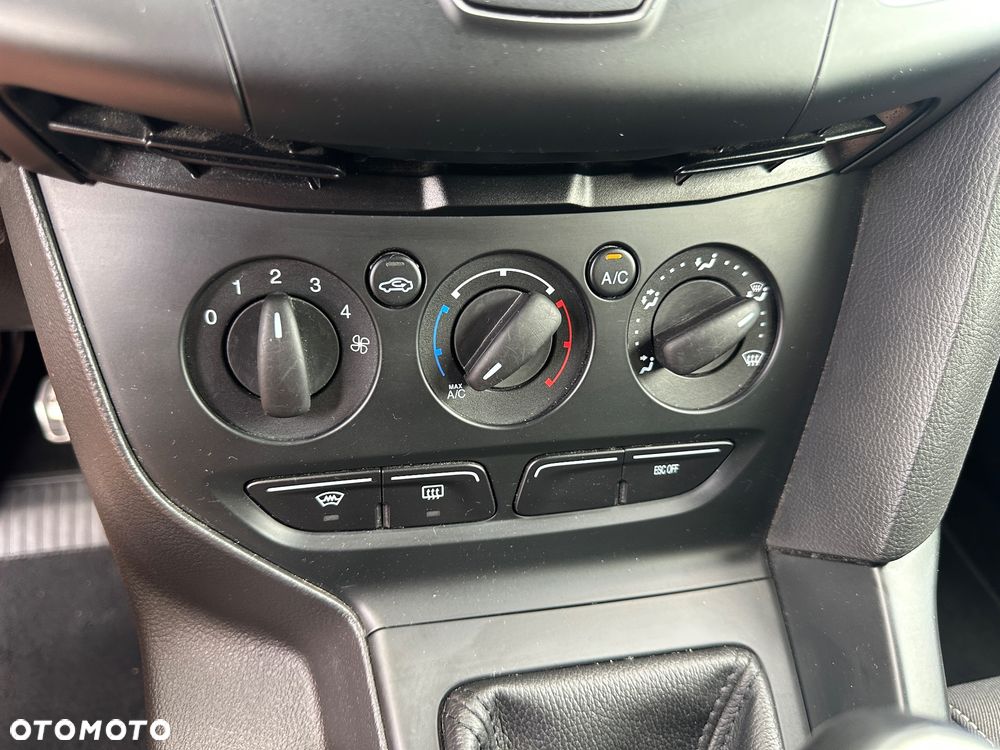 Ford Focus - 21