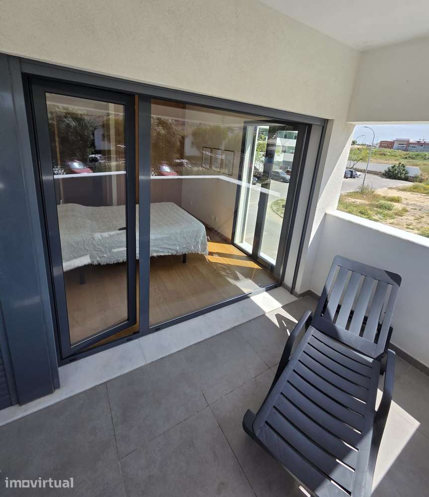 Apartamento T1 com lugar de garagem e Piscina - Lejana, Faro - Grande imagem: 2/20