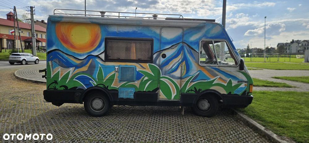 Mercedes-Benz MB100 - 2