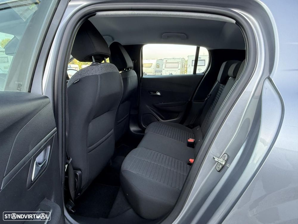 Peugeot 208 1.2 PureTech Active - 32