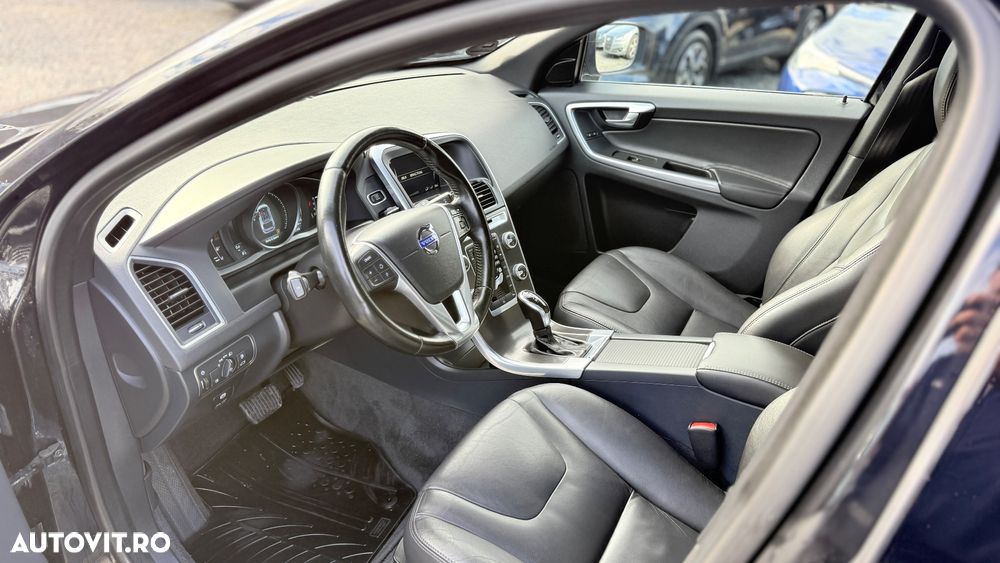 Volvo XC 60 D4 VEA Start-Stop Momentum - 34