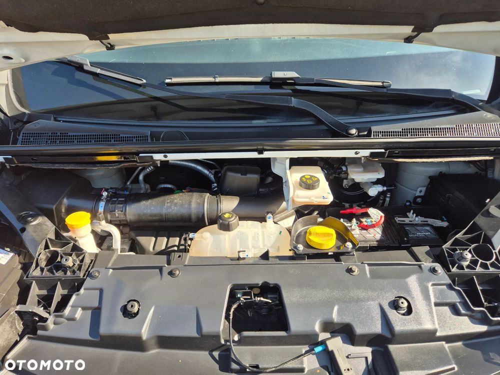Renault Trafic - 17