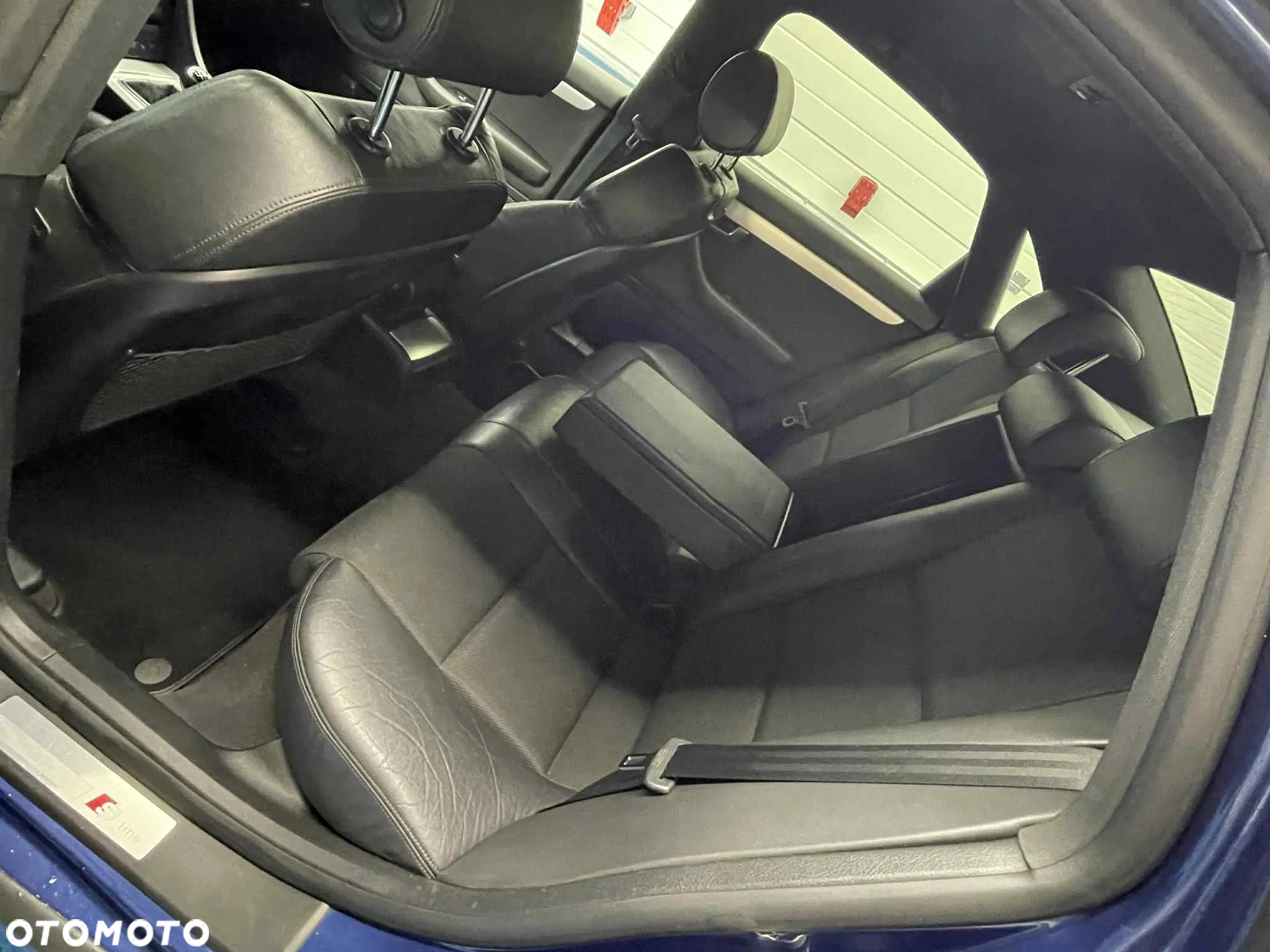 Audi A4 2.0T FSI Quattro - 27