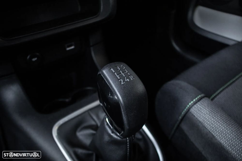 Citroën C3 1.2 PureTech C-Series - 19